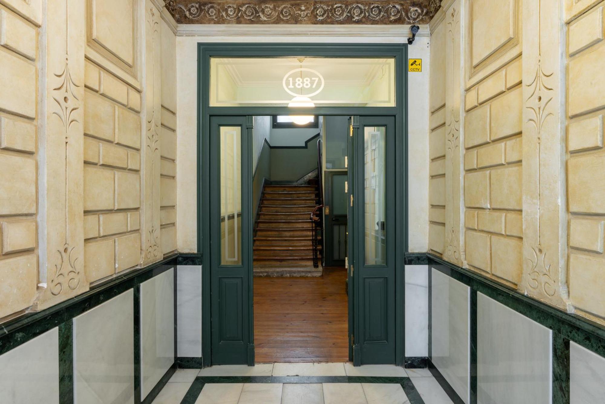 Smartr Madrid Chueca Aparthotel Exterior foto