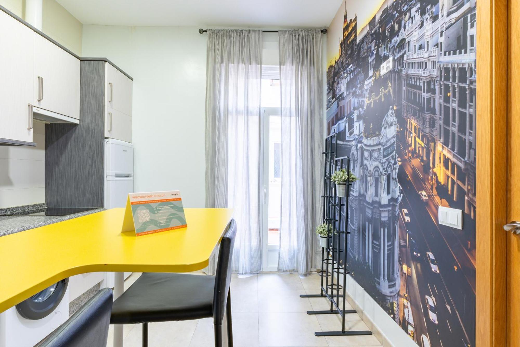 Smartr Madrid Chueca Aparthotel Exterior foto