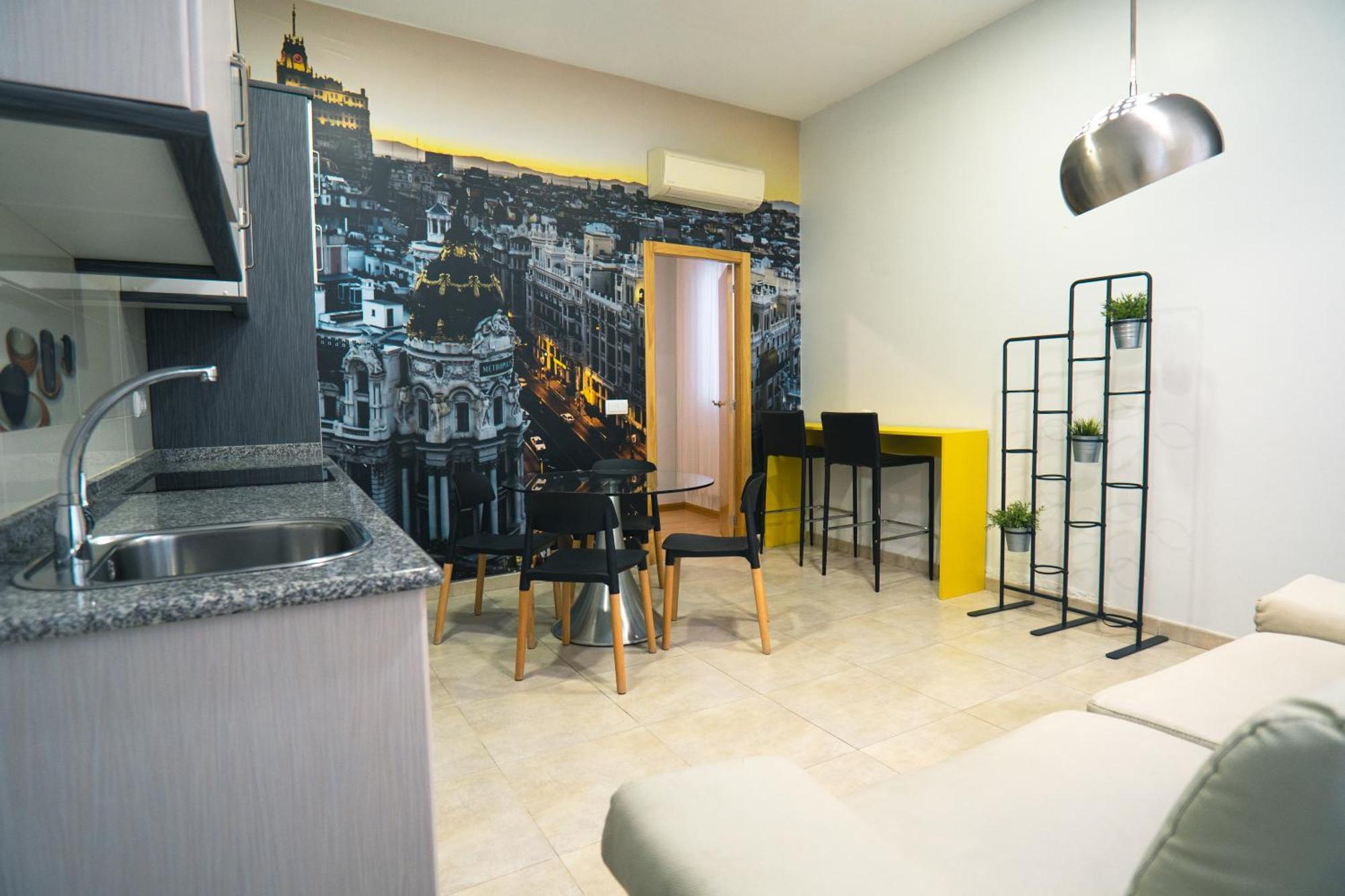 Smartr Madrid Chueca Aparthotel Exterior foto