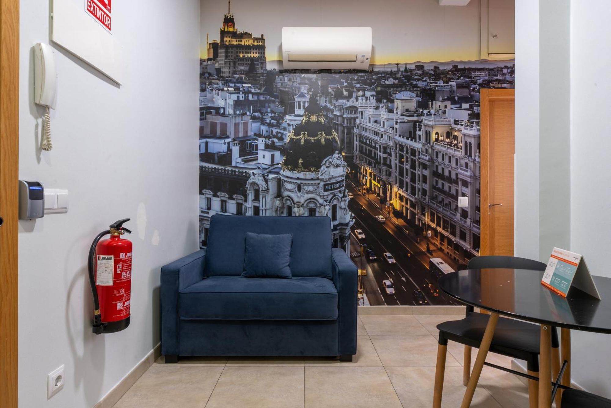 Smartr Madrid Chueca Aparthotel Exterior foto