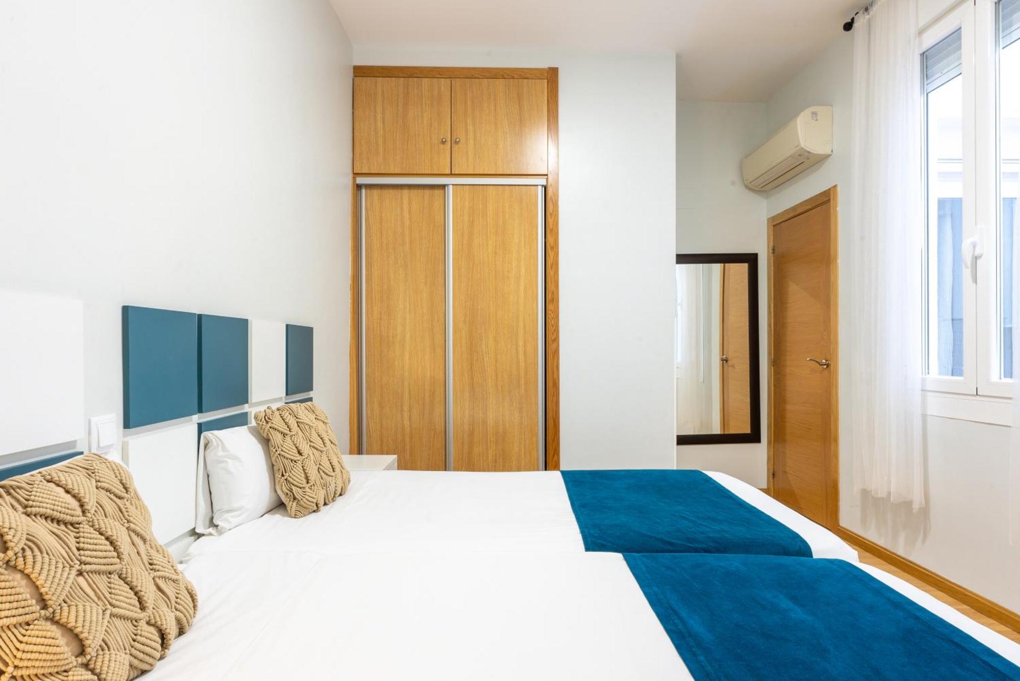 Smartr Madrid Chueca Aparthotel Exterior foto